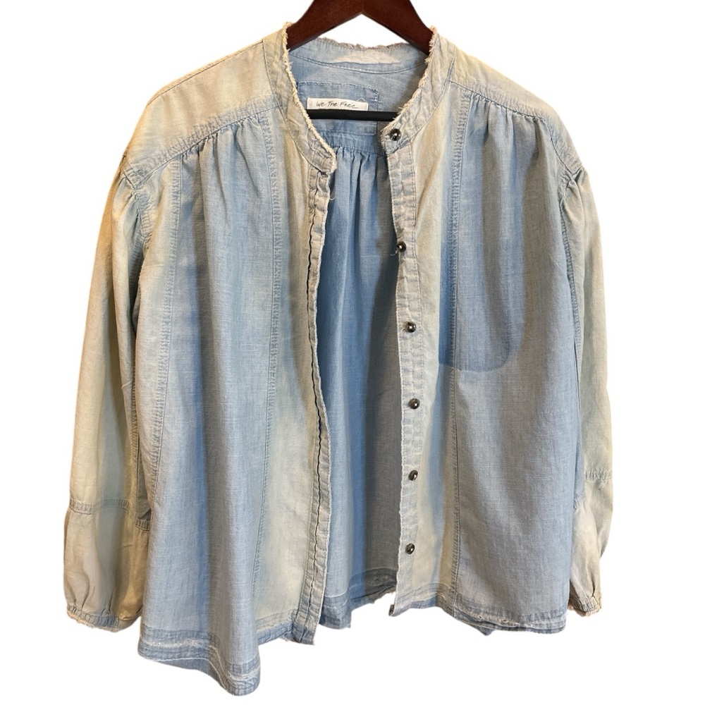 We The Free Set Sail Balloon Sleeve Light Blue Denim Shirt- size Small